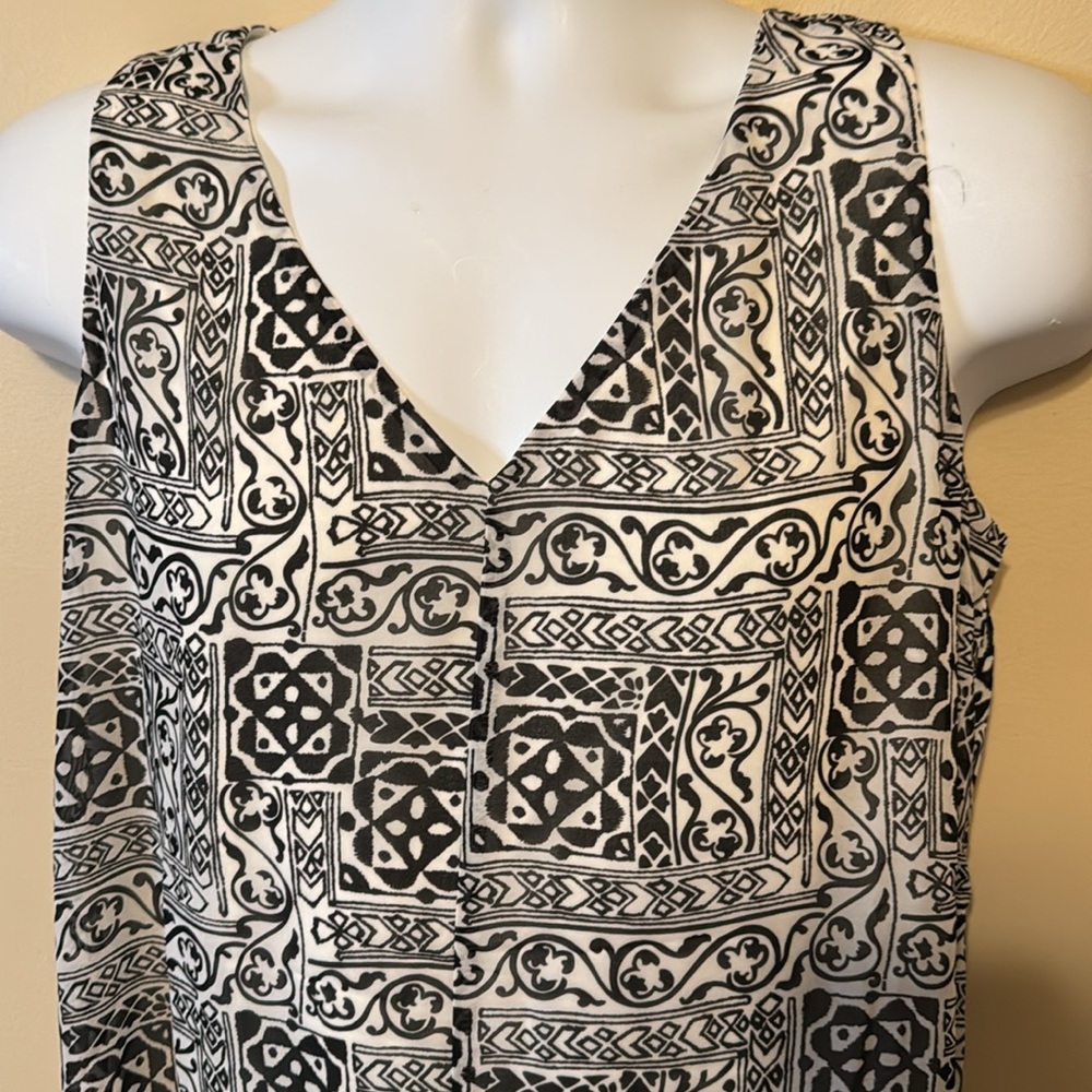 J M COLLECTION Dress. Size Small - Picture 6 of 13